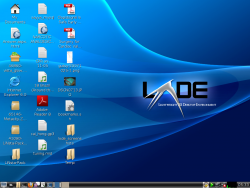 LXDE-desktop full.png